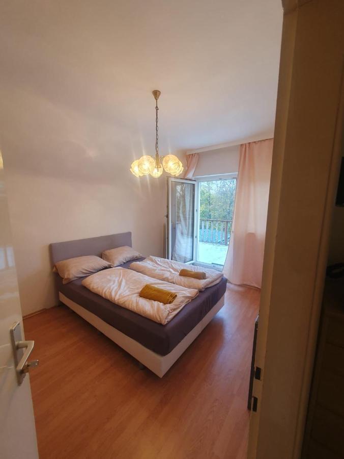 Breathtaking Shared Villa Near Danube River /W Garden And Parking Виена Екстериор снимка