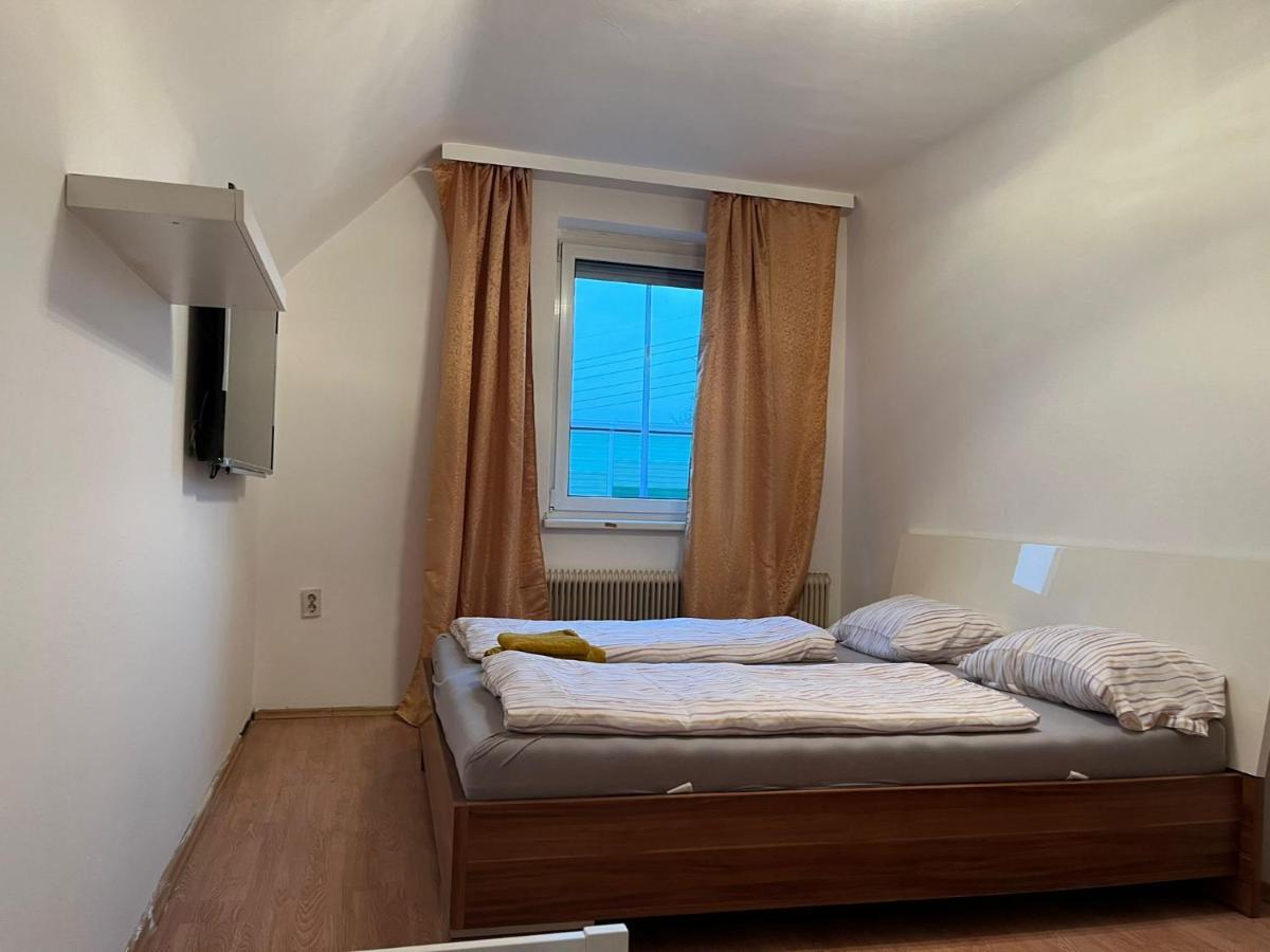 Breathtaking Shared Villa Near Danube River /W Garden And Parking Виена Екстериор снимка
